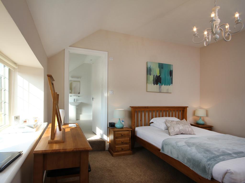 Horse & Groom Inn Milcombe 部屋 写真